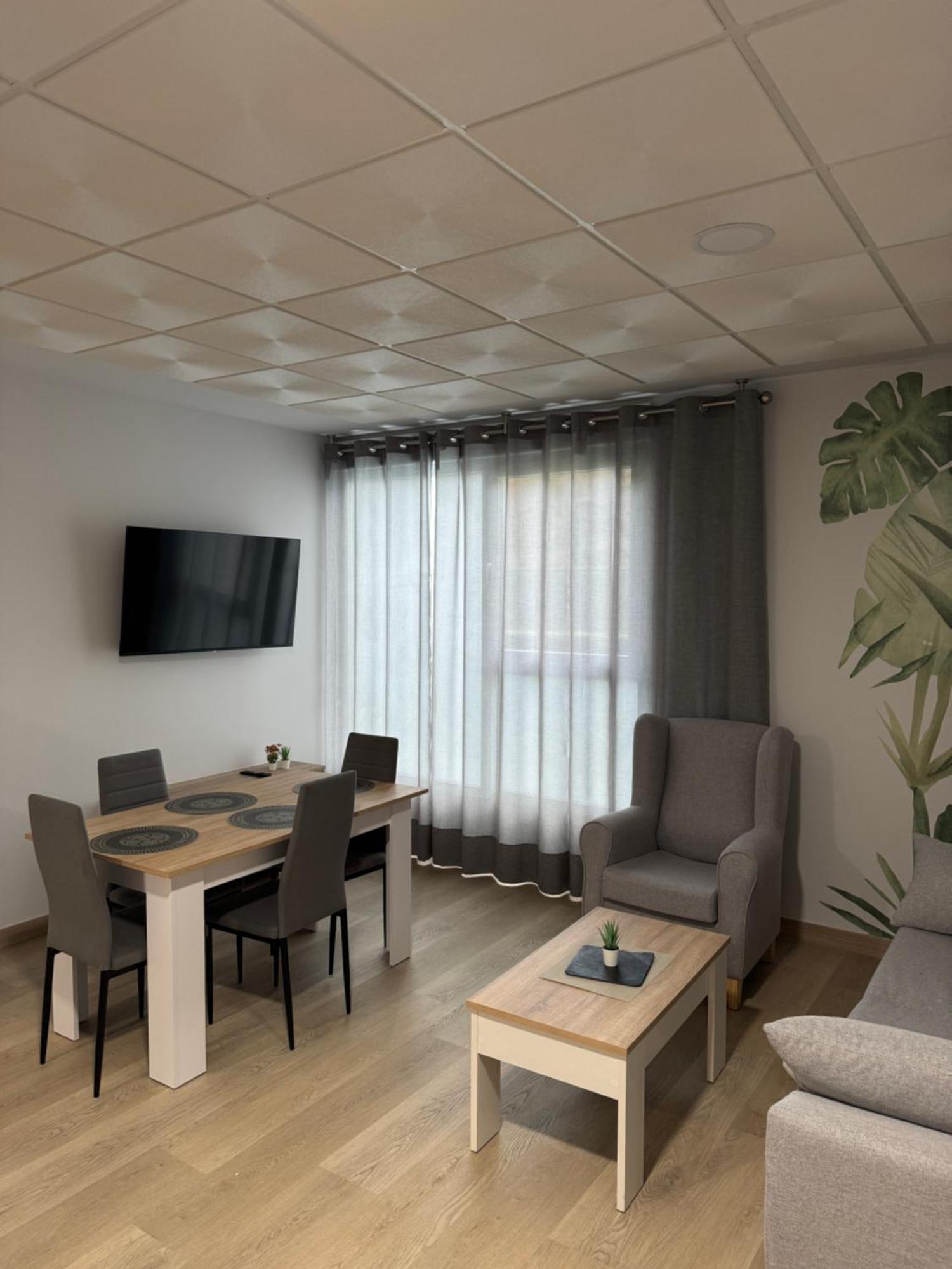 Apartamentos Turisticos Peregrin Palas Palas de Rei المظهر الخارجي الصورة